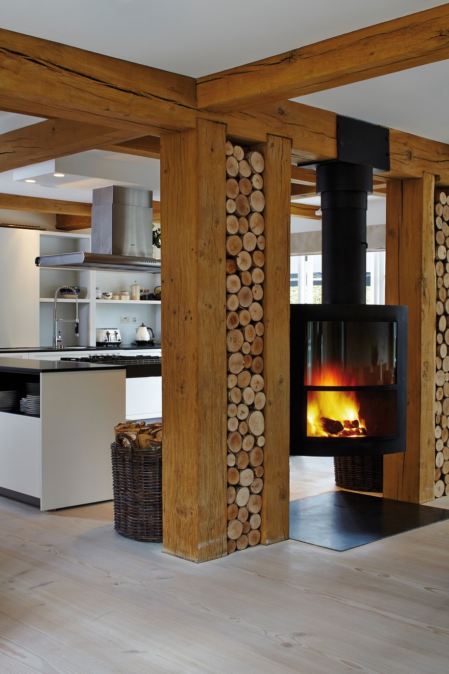 A Perfect Blend of Scandinavian and New England Style-12