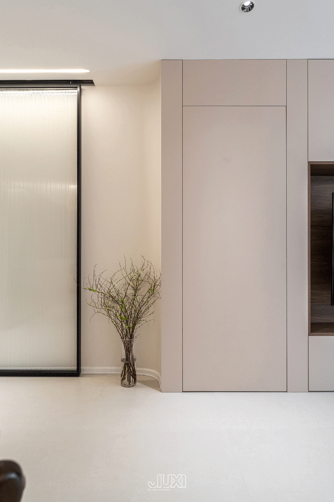 「原创案例」同色系的高级感,可以折叠的厨房解锁光影流动-30