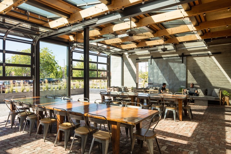 亚基马谷农业遗产的复兴 · Cowiche Canyon Kitchen and Icehouse Bar-12