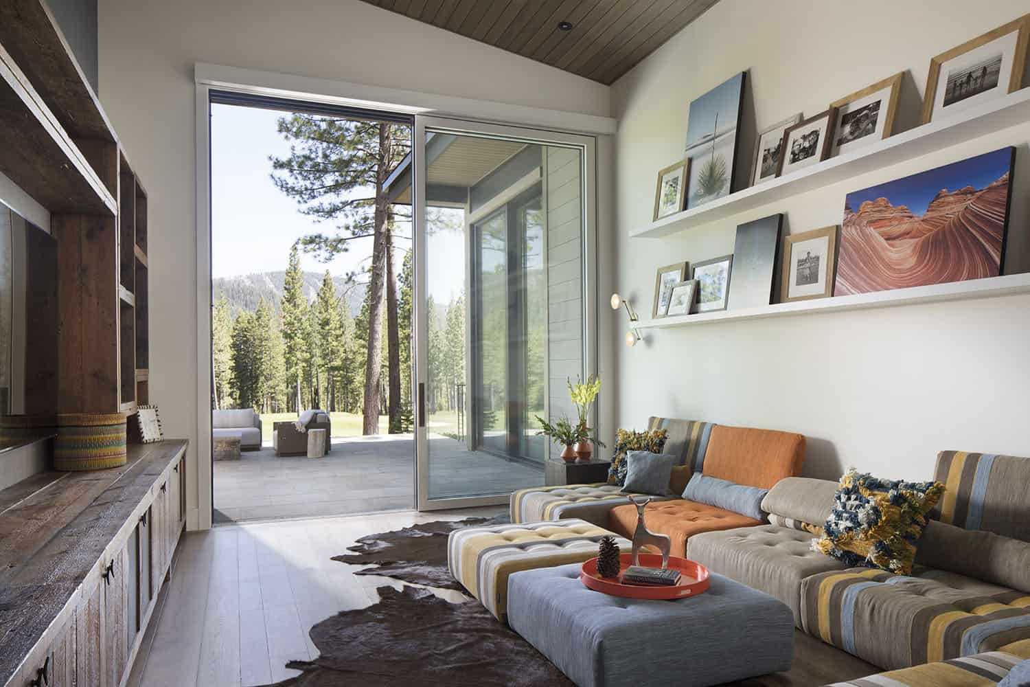 Enchanting mountain retreat in Truckee surrounded by an idyllic setting-11