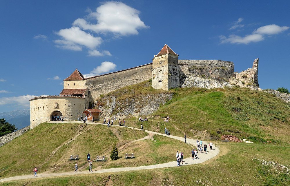 Welcome to Transylvania: 17 must-visit architectural wonders-9