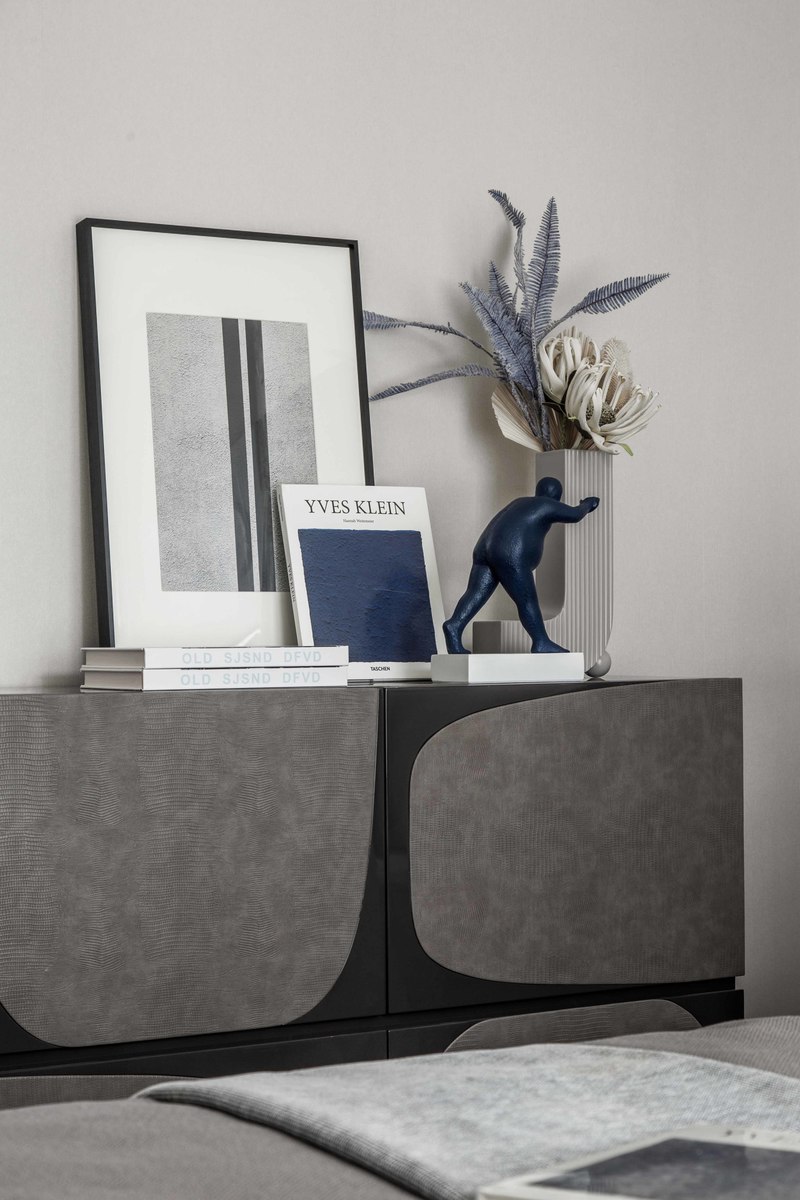 《白底上的白方块》 | 至上主义设计理念的完美呈现-40