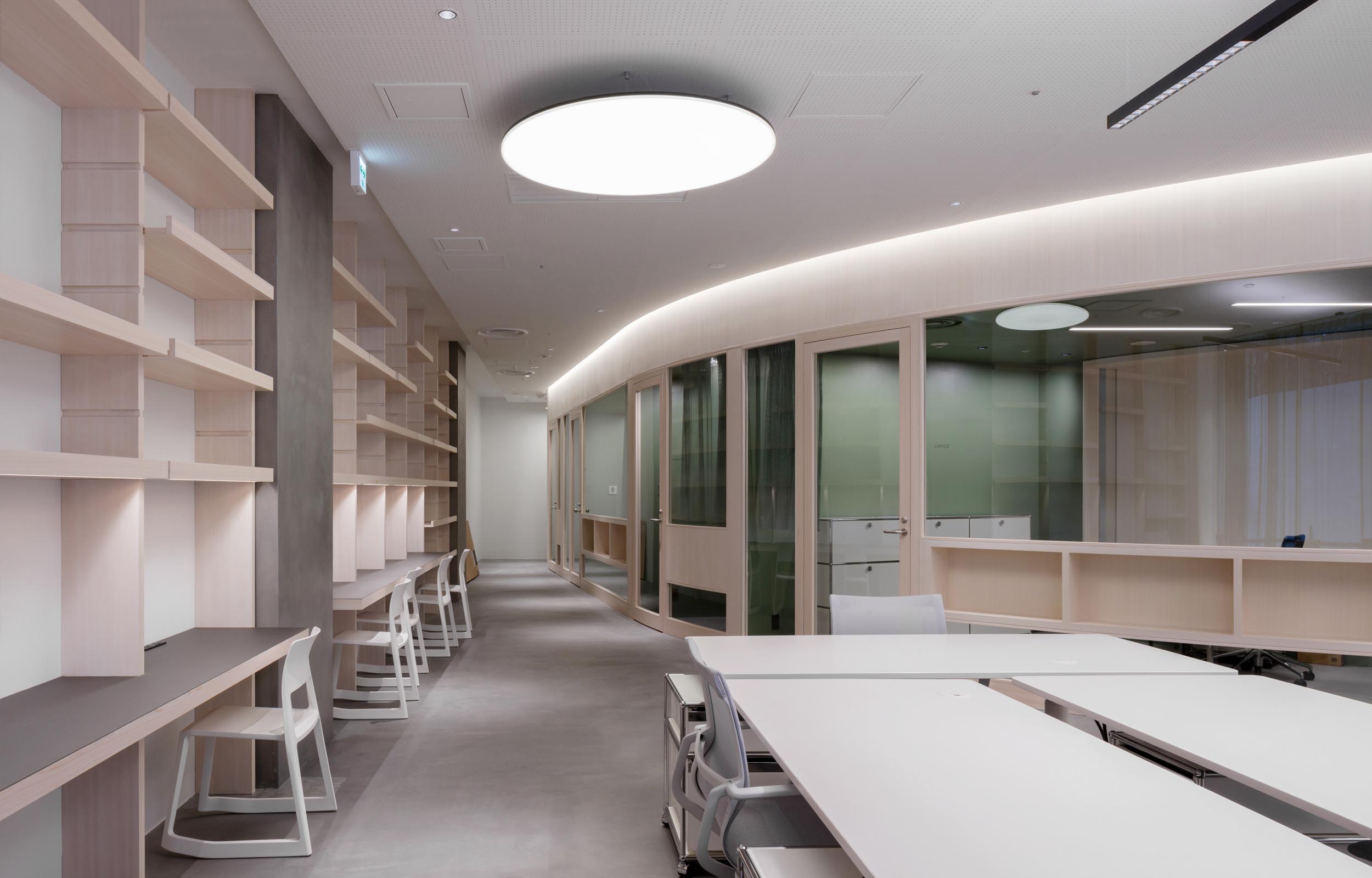 瑞士驻大阪领事馆及 Swissne· 日本大阪新址室内装修项目丨MACH Architektur-7