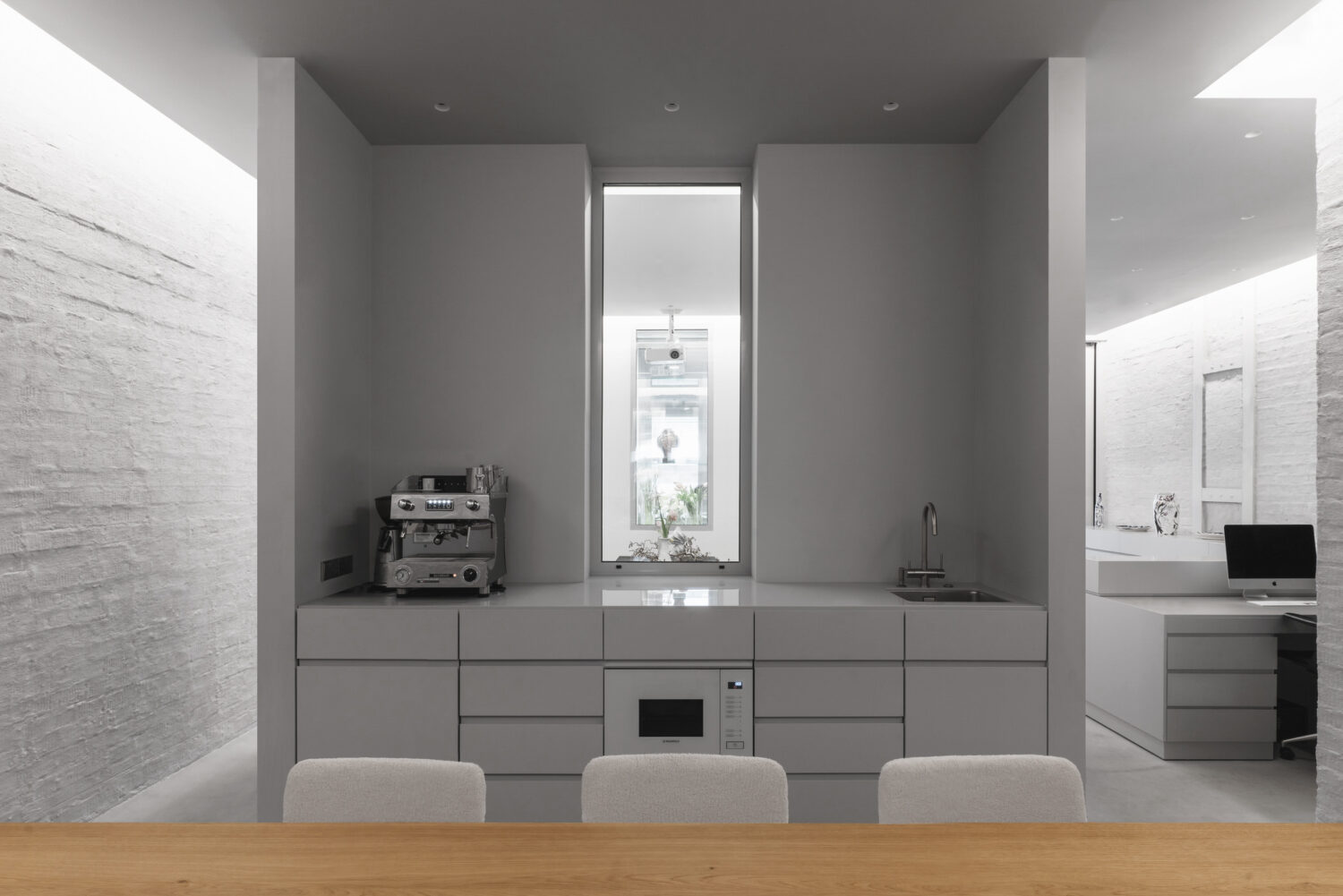 花店办公室|多功能办公室设计丨俄罗斯丨Kozeen Rueda 工作室-7