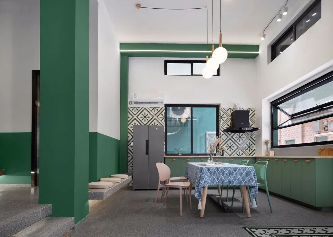 商设 | 通透的框架结构-44