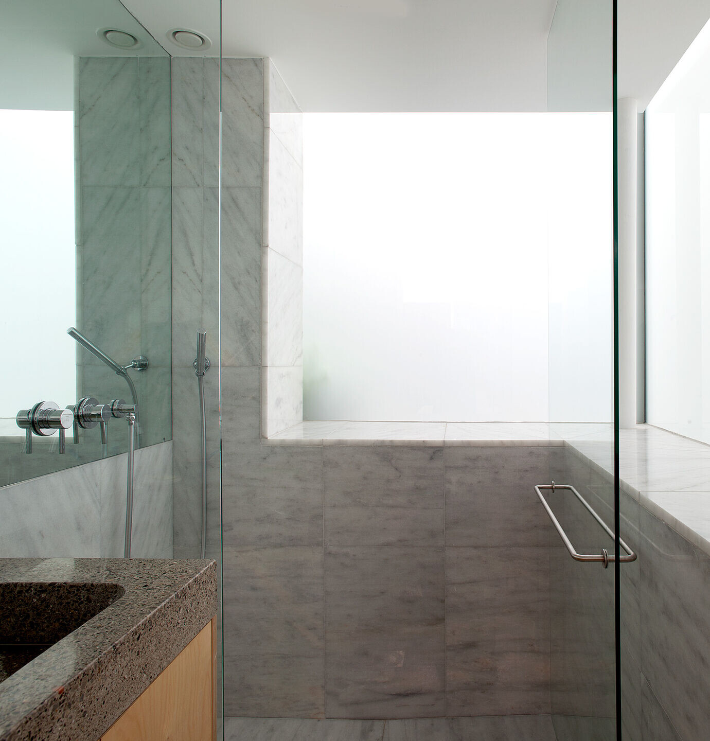 垂直之家的空间魔法-16