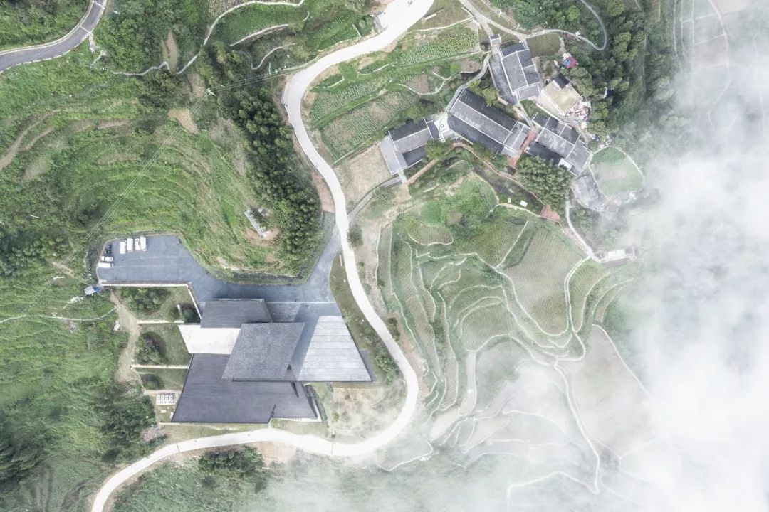 贵州大发天渠旅客中心——自然与人文的和谐交融-13