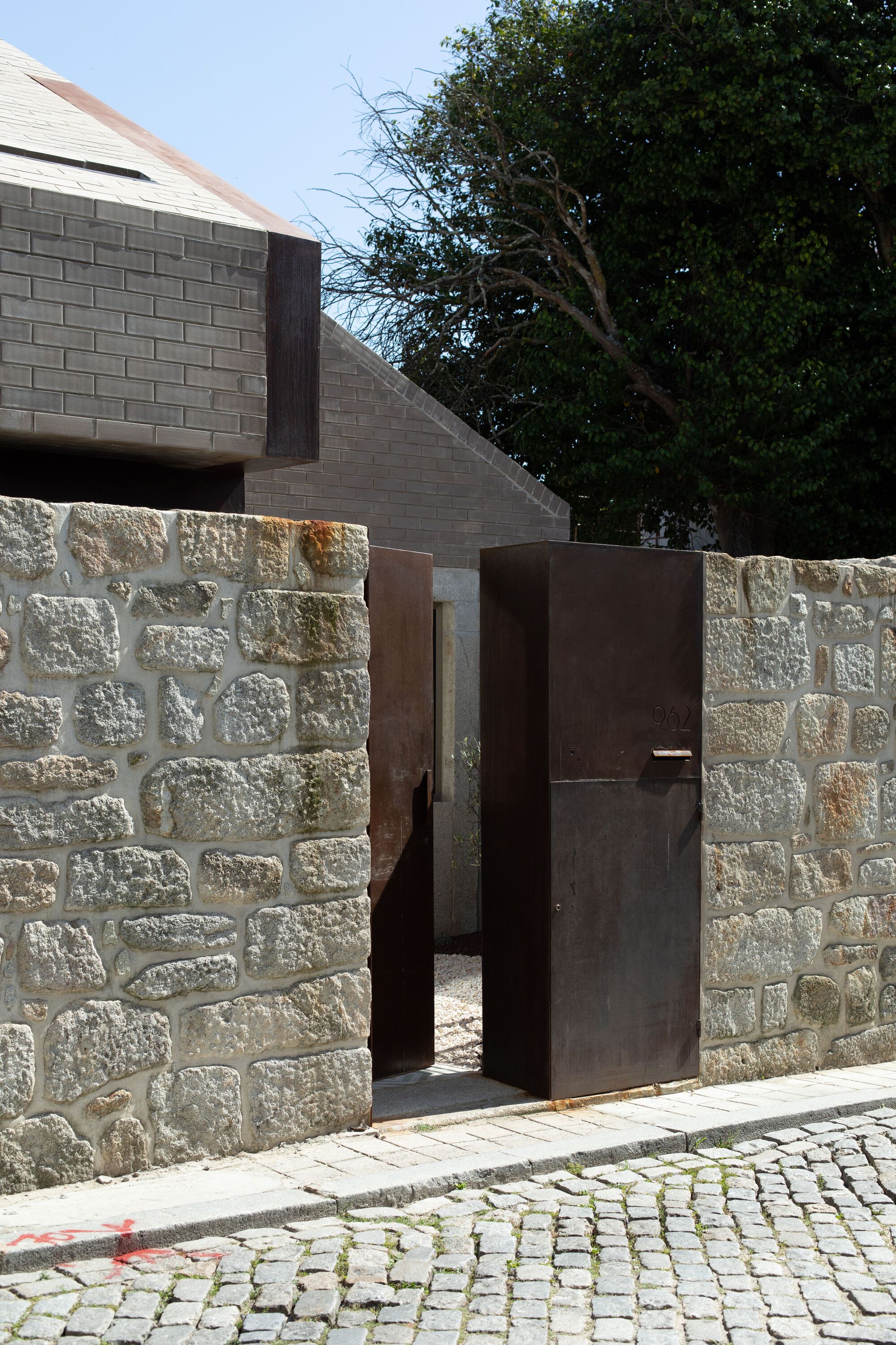 Rua Direita de Francos 住宅丨葡萄牙波尔图丨WeStudio + MADE Office-28