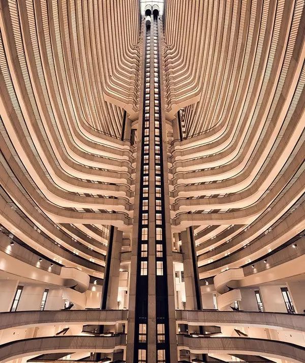 建筑设计中的对称美学-57