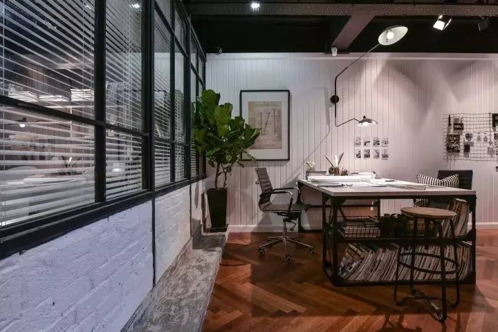 吉隆坡 The Roof 工作室-8