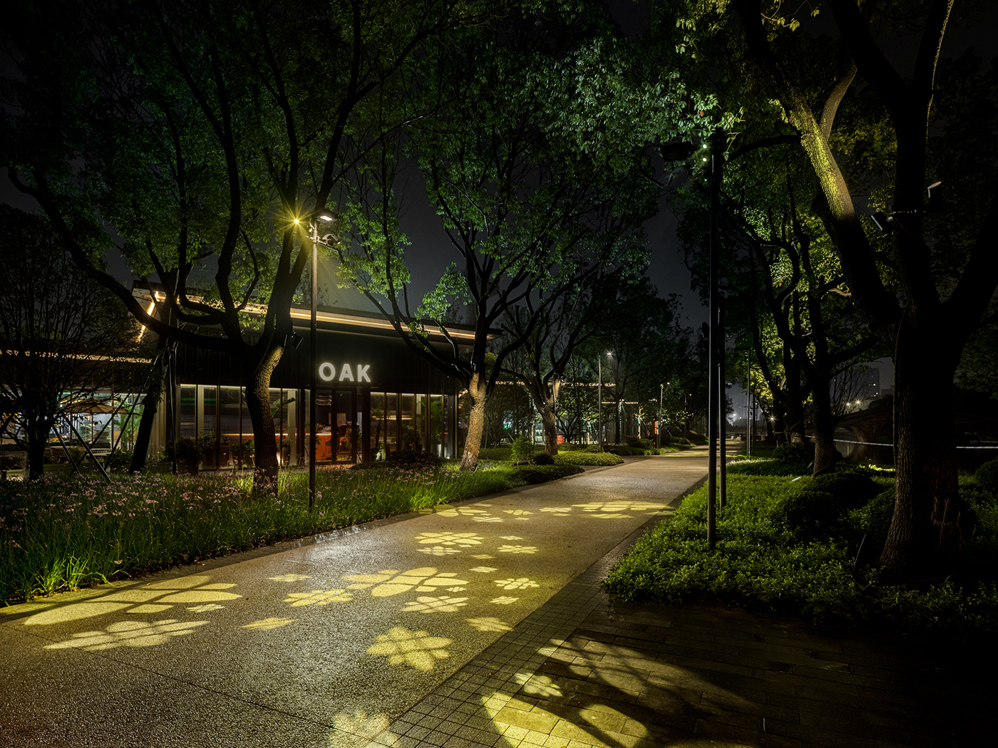 华润嘉兴南湖天地 | 夏谷暑雨团队打造公共商业空间艺术策略-36