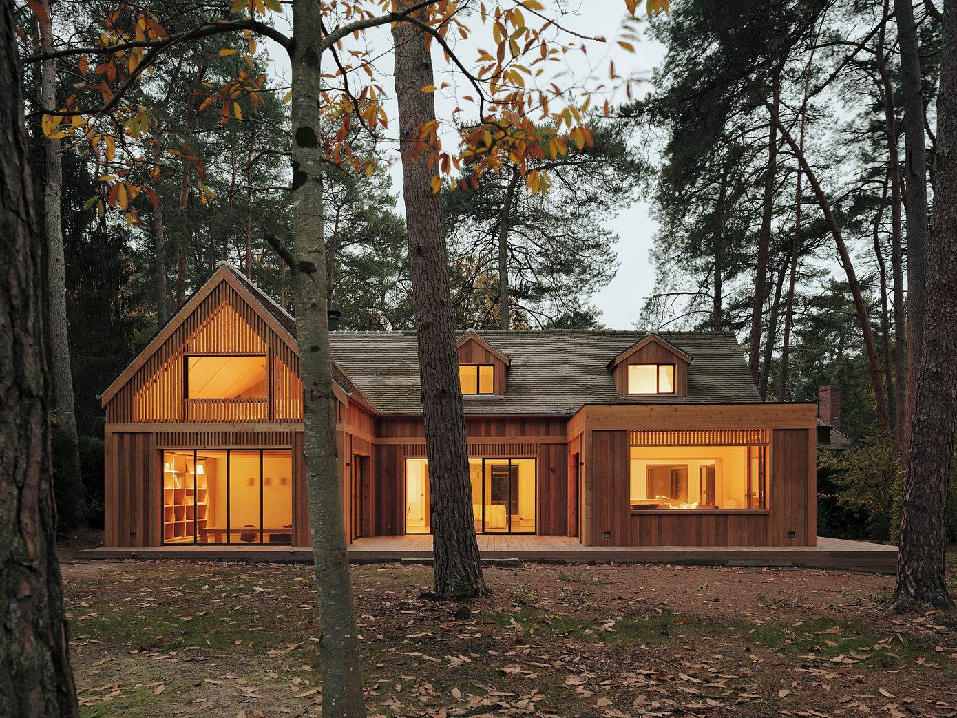 In Sinu Architectes: Timber Home Framing Serene Life In Barbizon-10