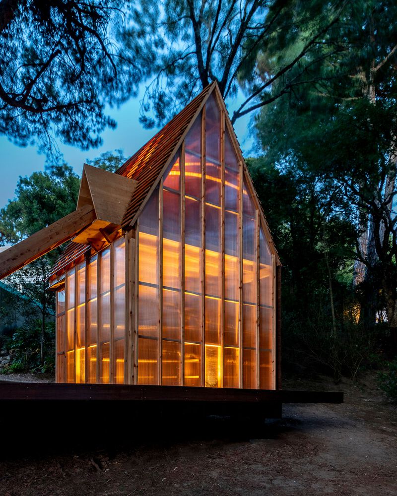 悬浮的木质雕像丨Patina Garden Studio-12