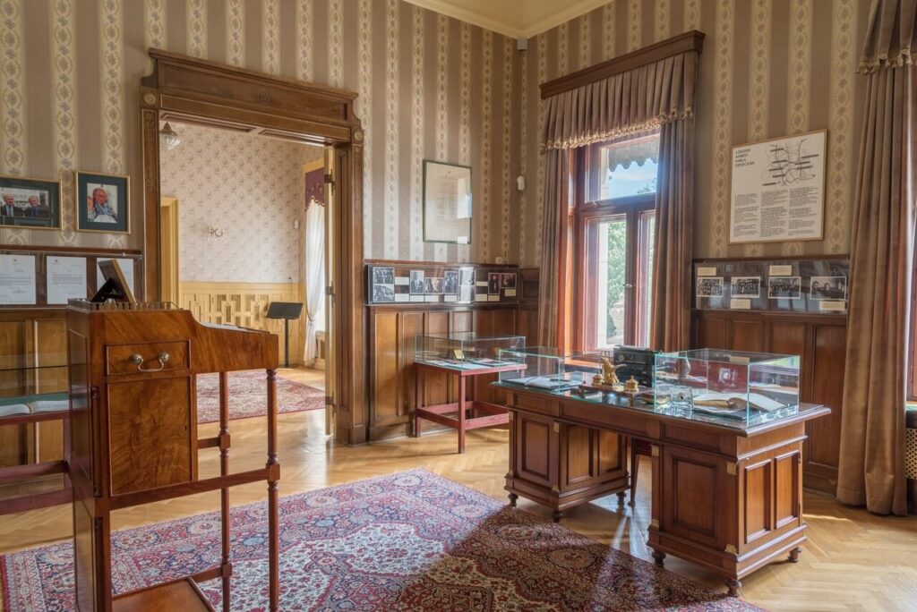 罗兹市博物馆  伊斯拉埃尔·波兹南斯基宫丨波兰罗兹丨希拉雷·马耶夫斯基,阿道夫·泽利格森等-63