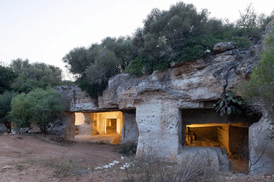 大地之屋 · 反向转译的洞穴住宅丨西班牙-9