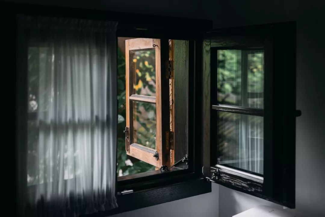 既下山·重庆：生活的复杂和冲突，都在这间院落“缴械投降”-44