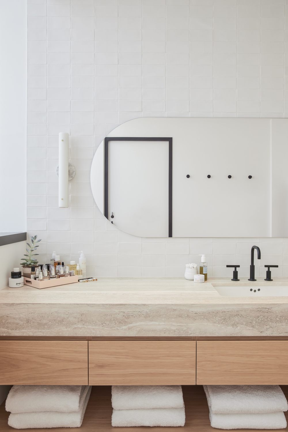 圣莫尼卡的树胶体验店 | Rapt Studio 设计的现代总部-28