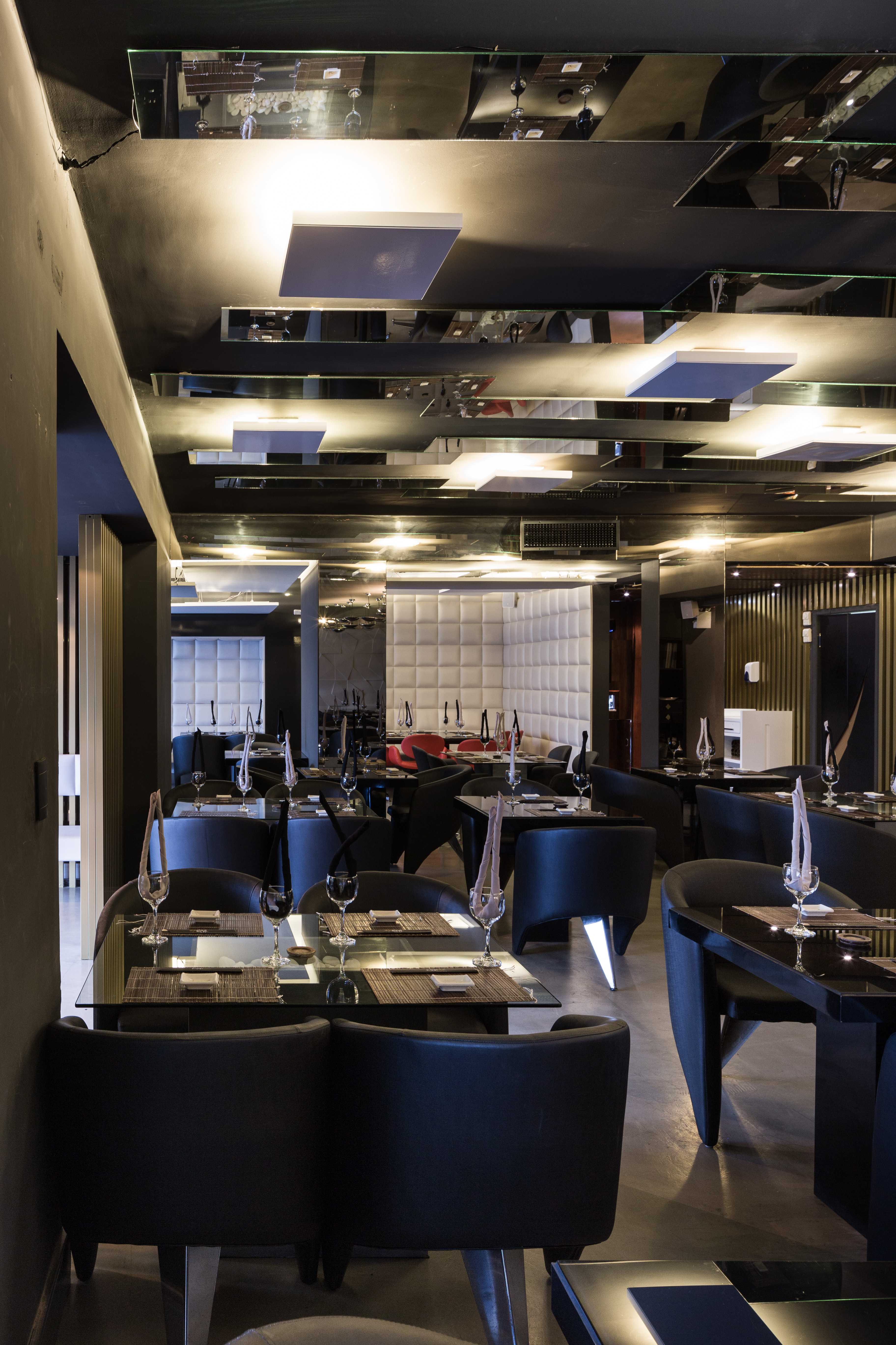 日本现代料理餐厅 Takedo 的精致室内设计-24