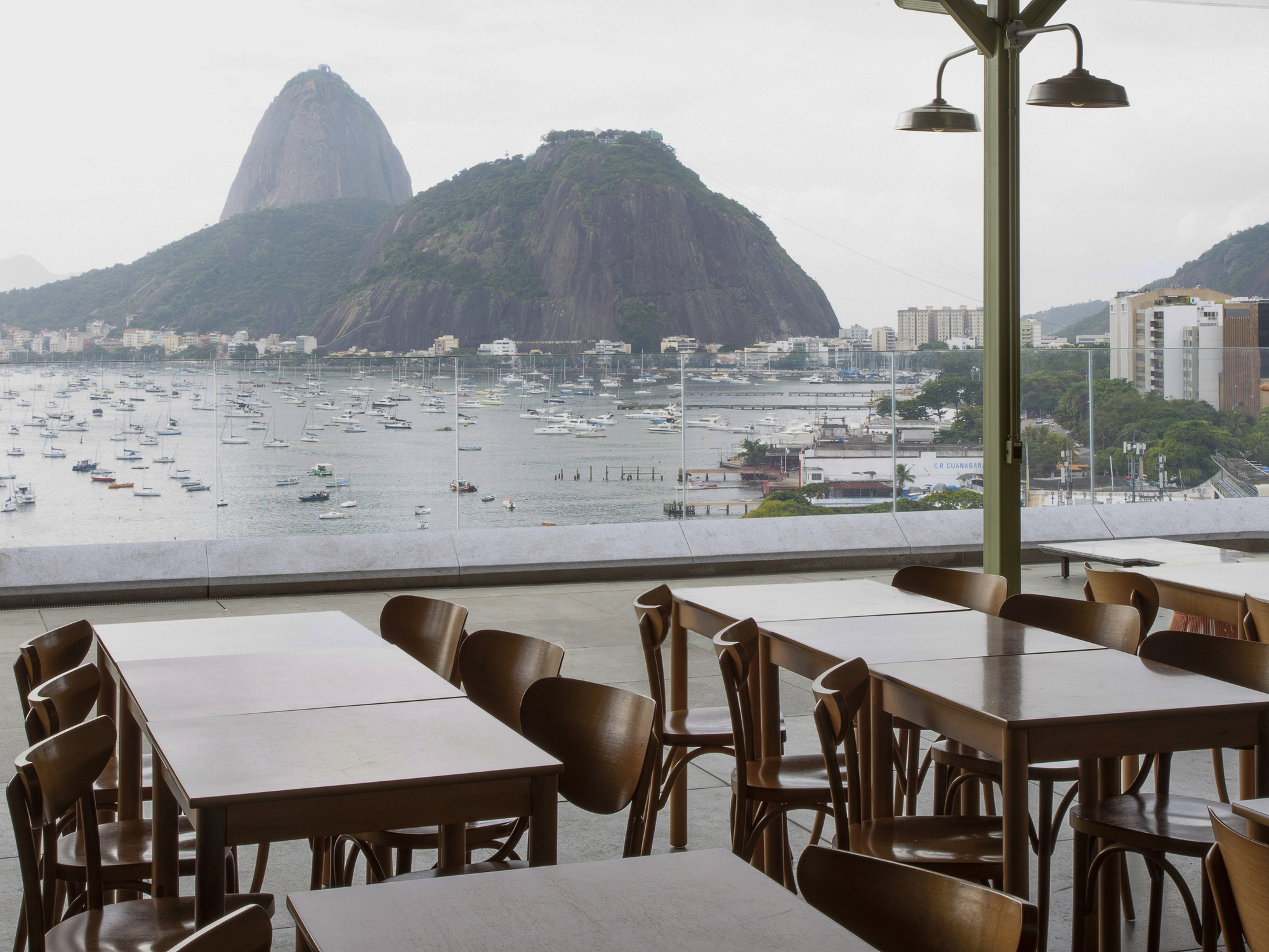 博塔弗戈露台啤酒厂丨巴西里约热内卢丨Tadu Arquitetura-37