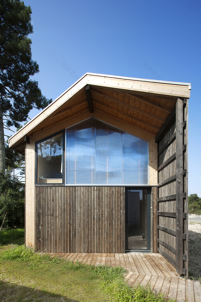 Java 建筑 · 环保冲浪家庭宅-106