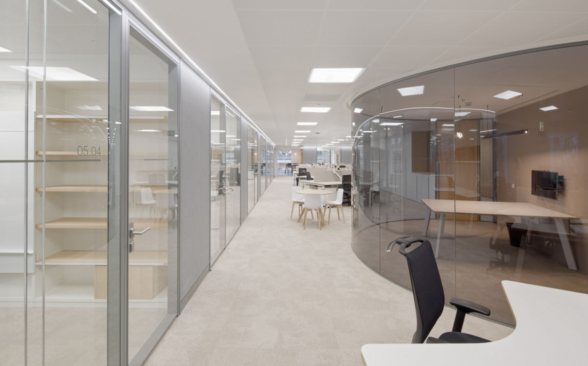 Madrid 国际律所总部,优雅透明的办公空间-14