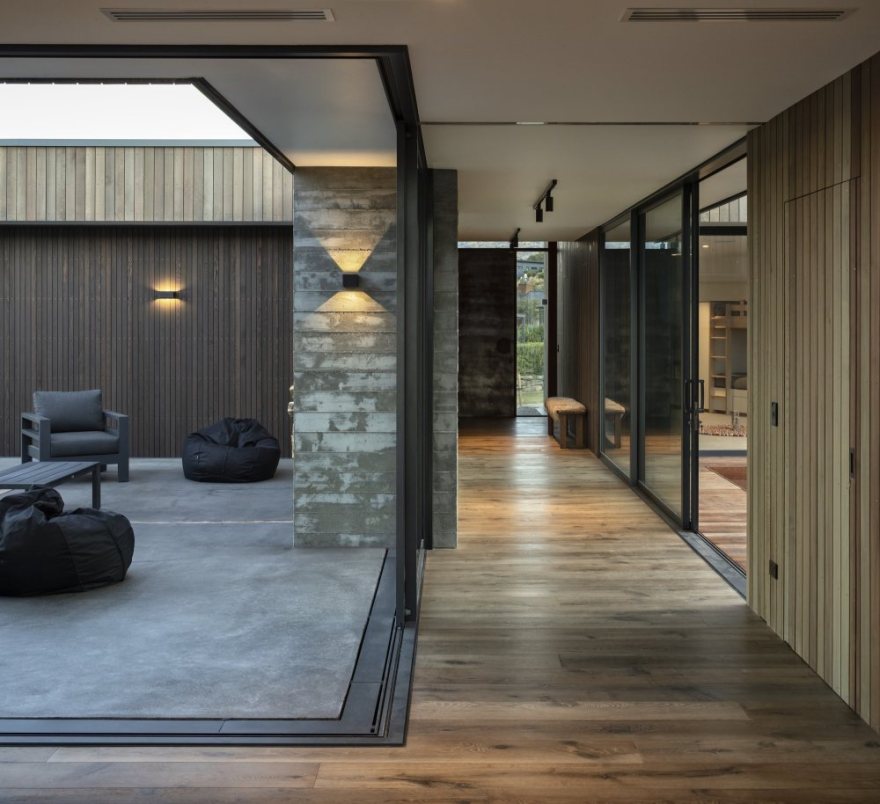 新西兰鲁比岭别墅,室内外无缝融合的观景之家-25