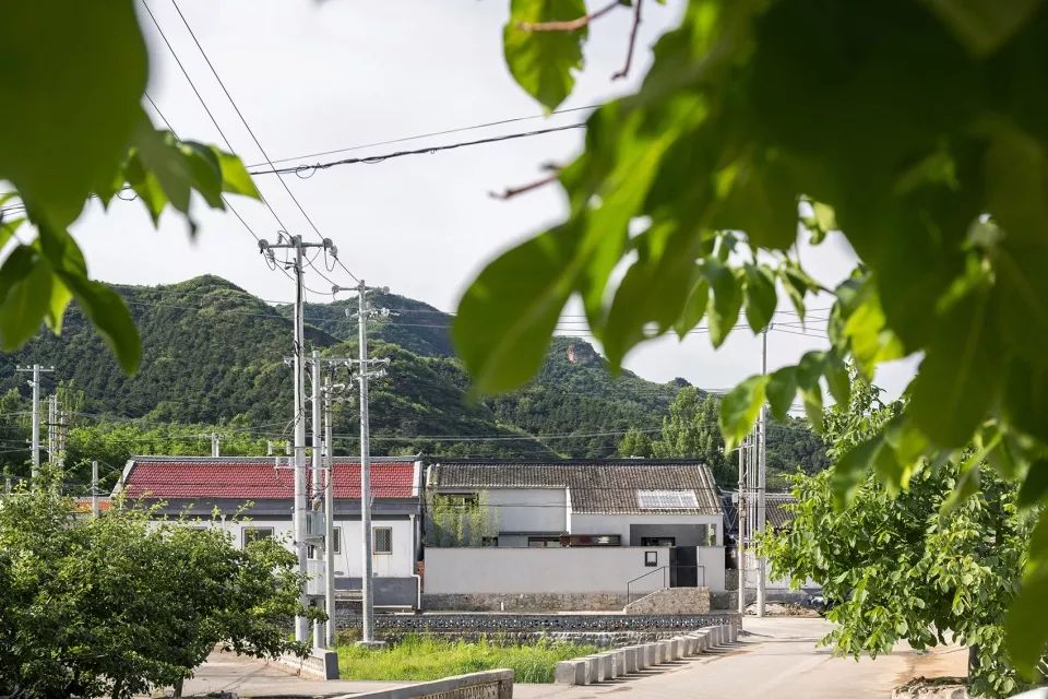 共享农庄 | 红果树++ 小酒馆,北京密云张家庄村的自然栖居空间-22
