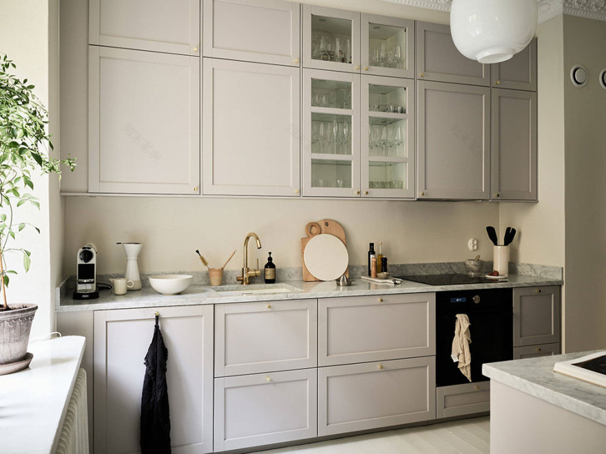 瑞典经典公寓的细腻内饰设计-18