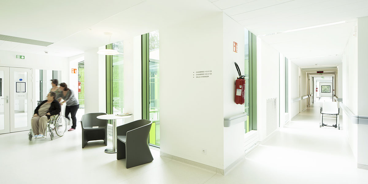 SSR furtif au pied d'un château - CoCo architectureCoCo architecture-20