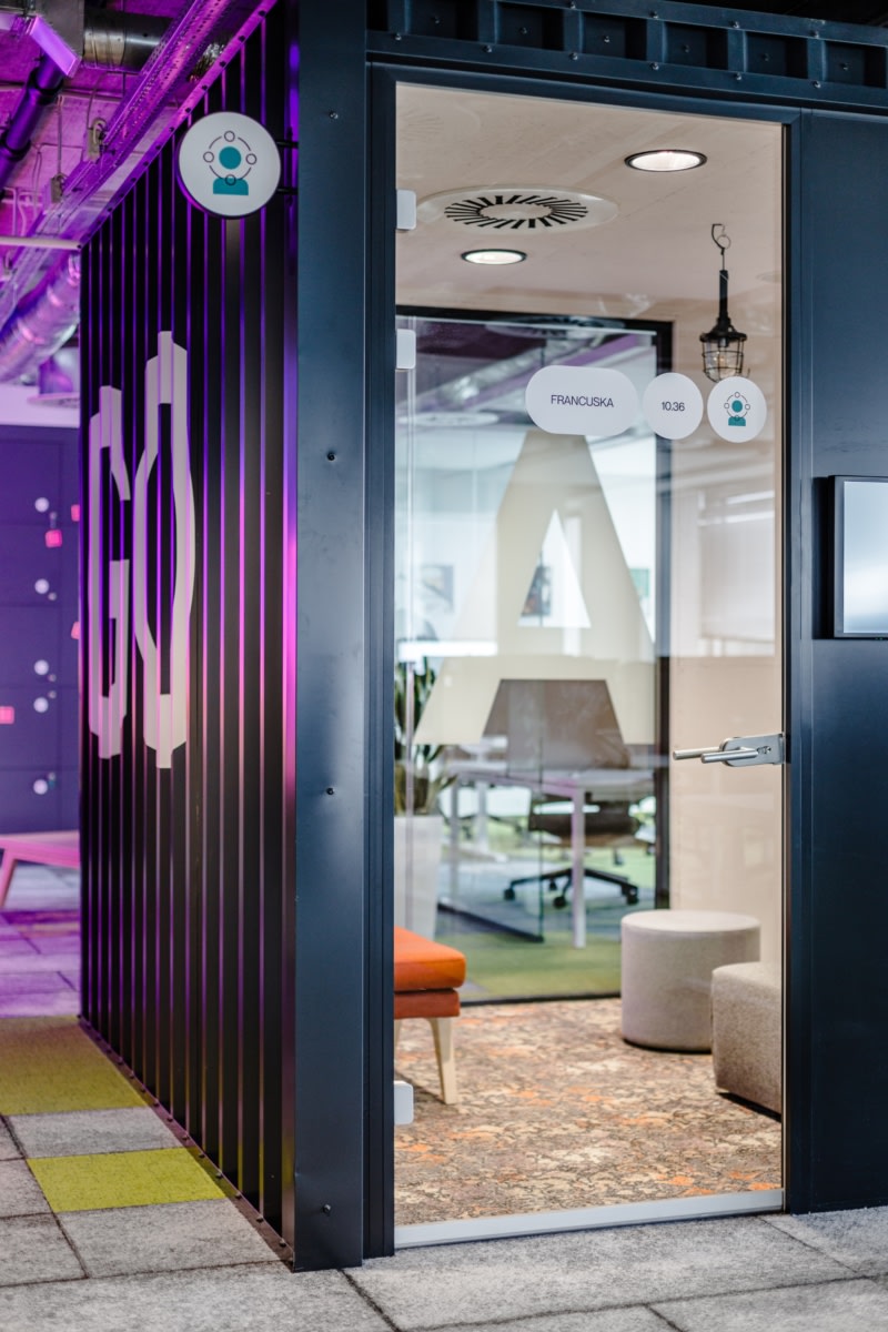 重温城市记忆 · Mediabrands 波兰华沙办公室设计丨Workplace-38