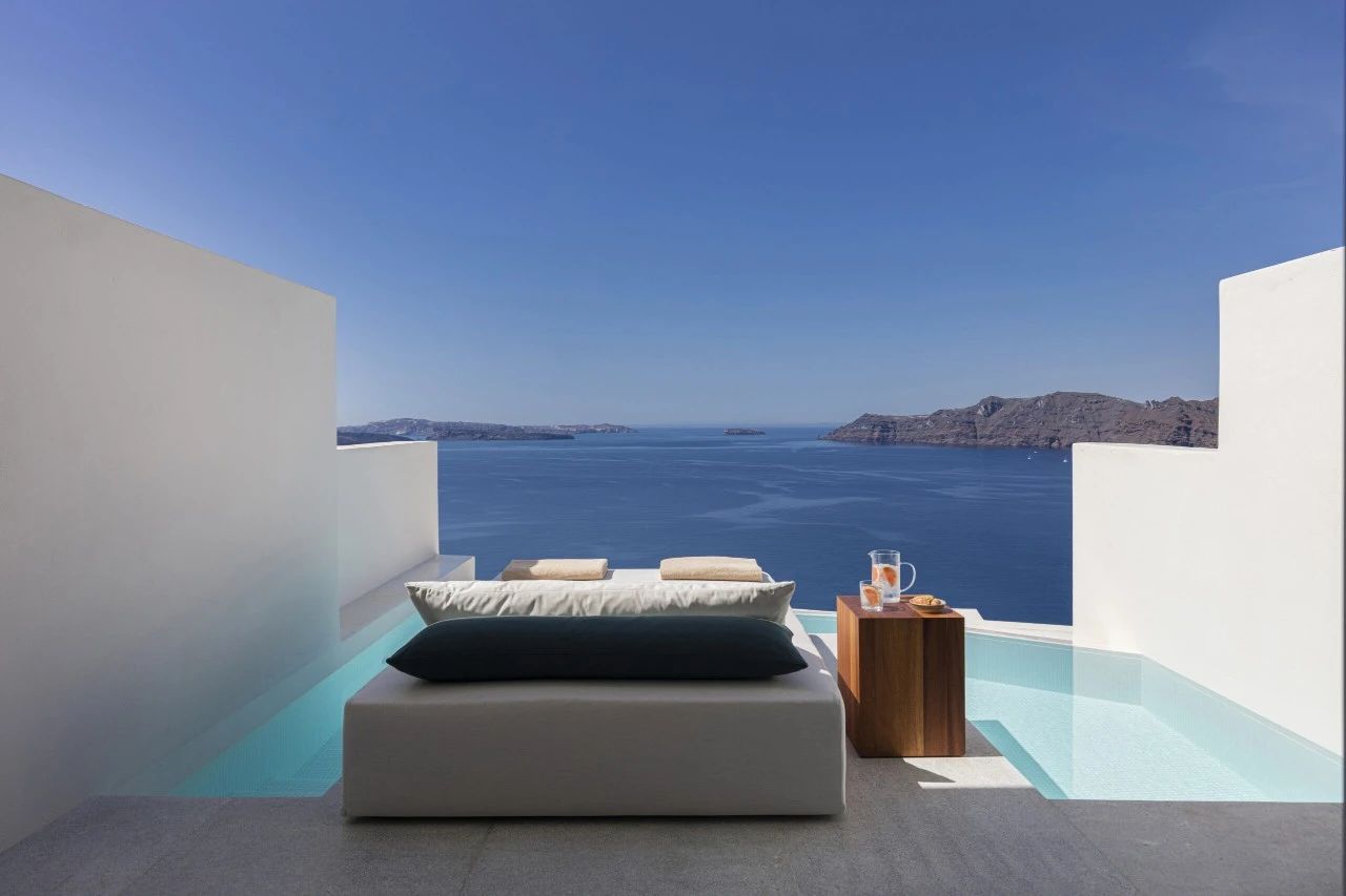 新作 圣托里尼又一！悬崖上的白色窑洞酒店-48