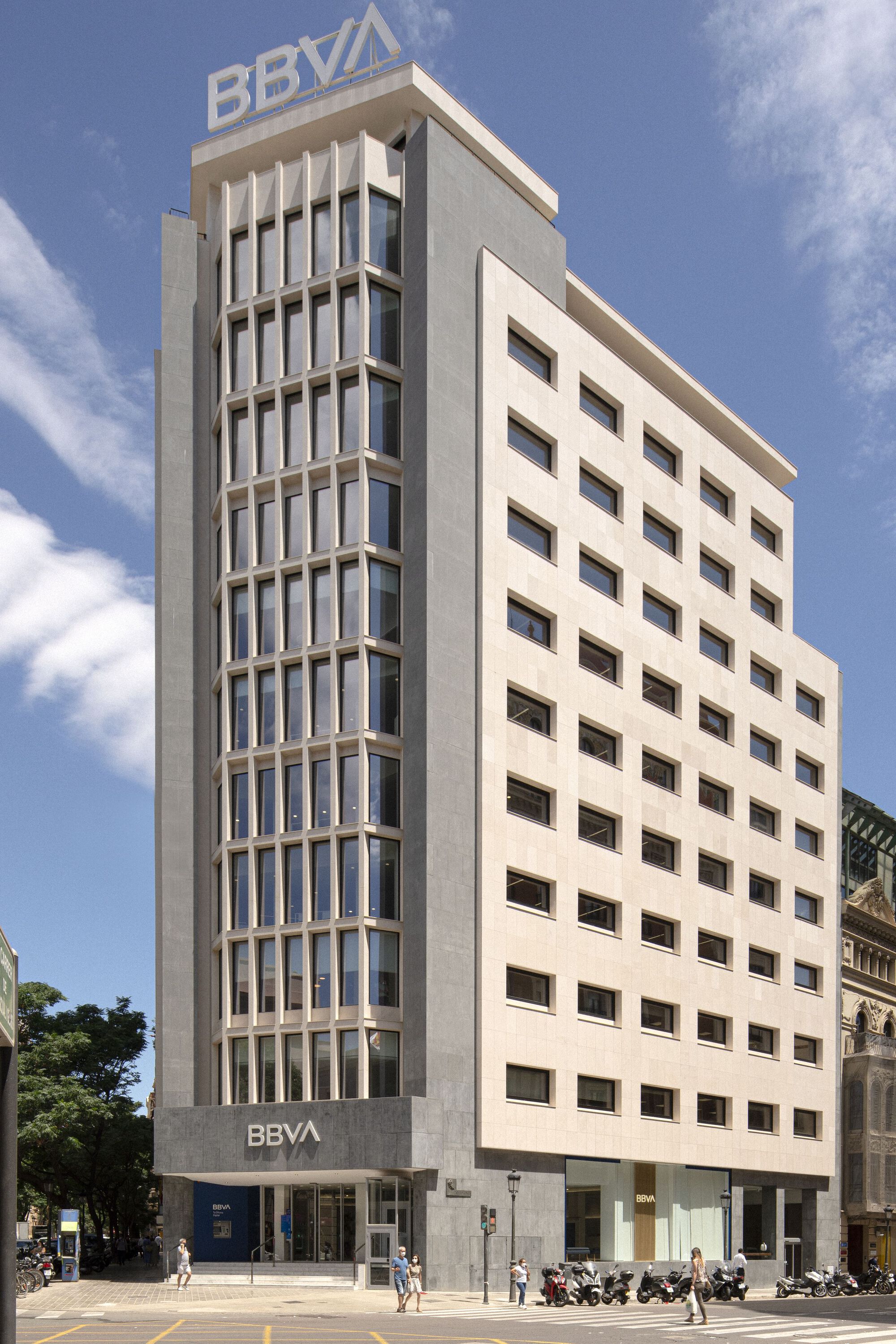 Refurbishment of BBVA Bank Headquarters-27