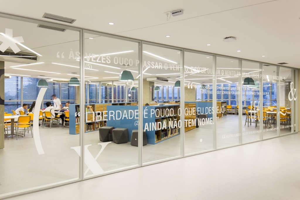 巴西 Bradesco 基金会学校 | 旧建筑新生命,垂直校园的绿色创新-69