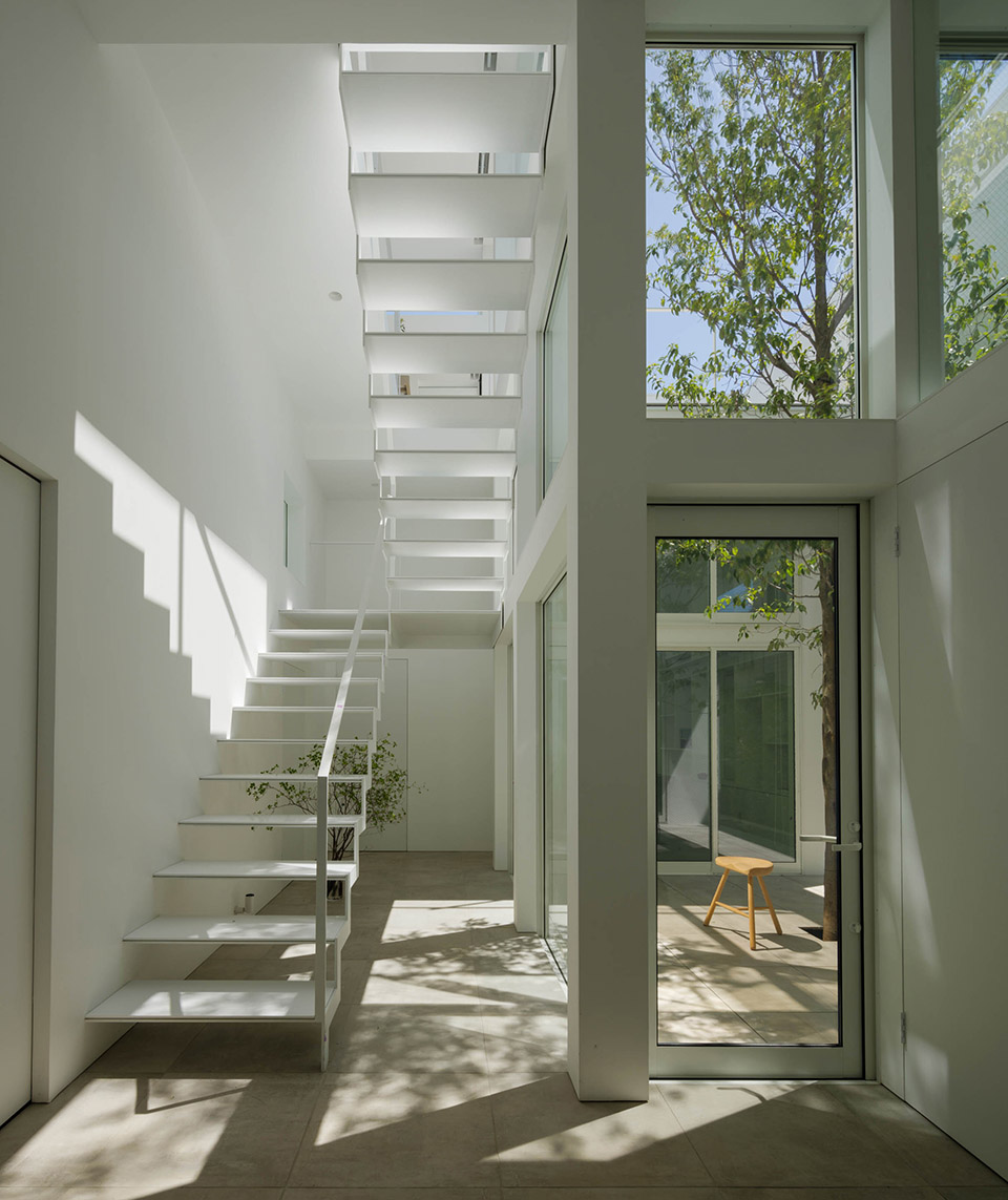 日本漂浮庭院住宅丨日本东京丨Takuro Yamamoto Architects-36