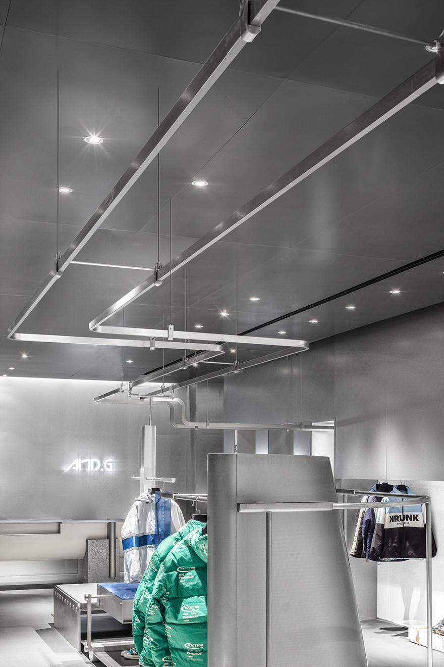 时尚品牌店设计大赏 | ON/OFF、BIBILEE、AND.G 概念店-97