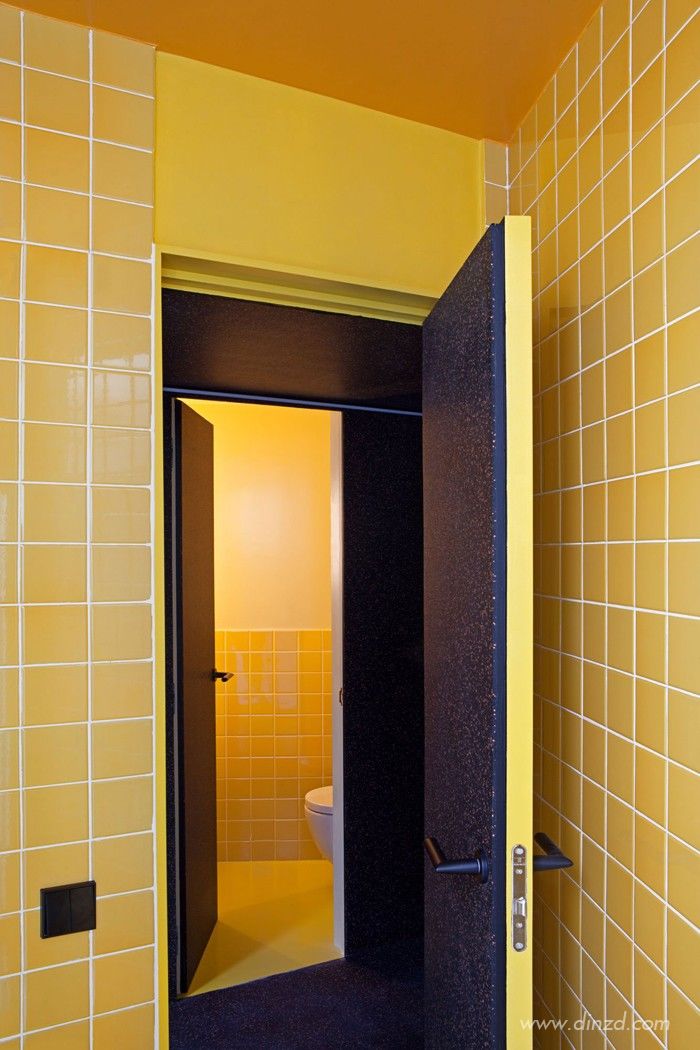 马德里阁楼翻新 | 软木与橡胶的可持续奇迹-11