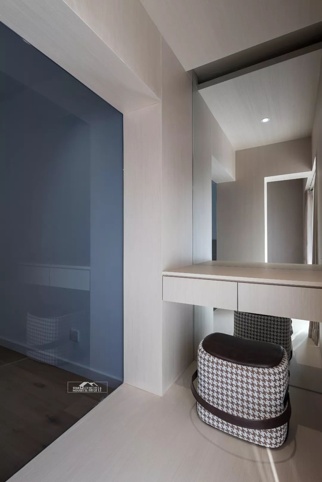 星瀚设计打造极简风别墅-37