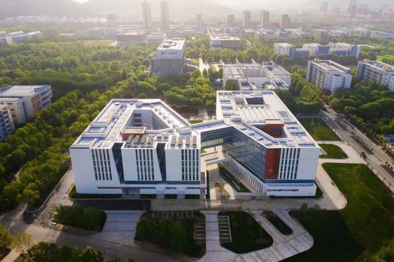 齐鲁工业大学轻工实验实训中心建筑方案设计丨中国济南丨同圆设计集团有限公司-10