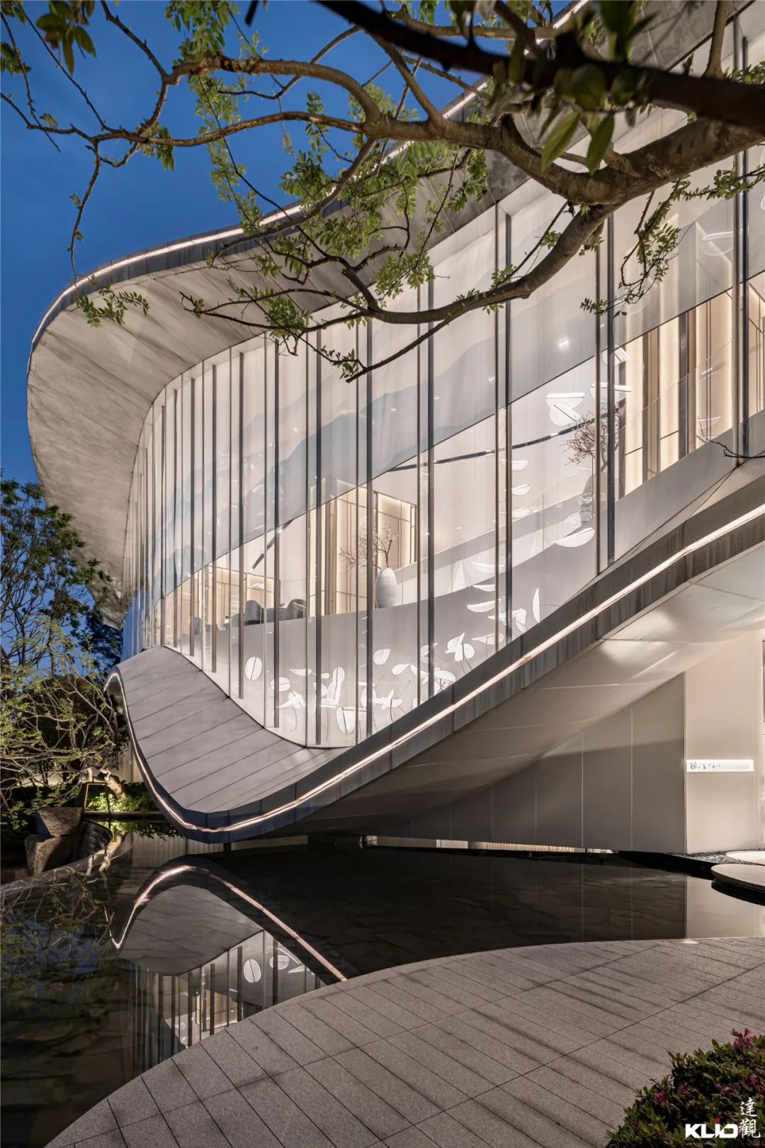 山水洲城间的静谧空间——长沙「麓•印长江」会所设计-23