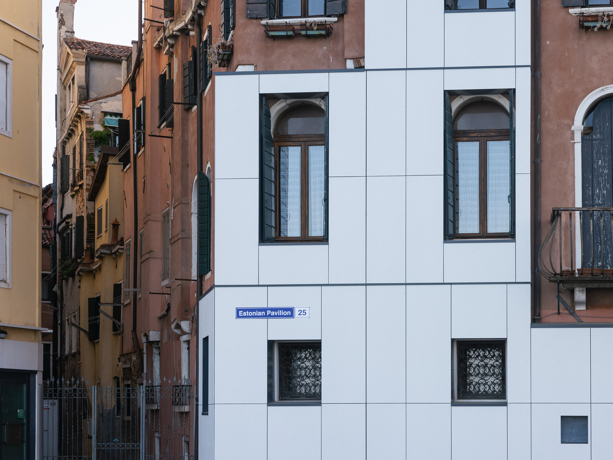 Pavilion of Estonia Let Me Warm You Biennale Architettura 2025 / Keiti Lige + Elina Liiva + Helena Männa-29