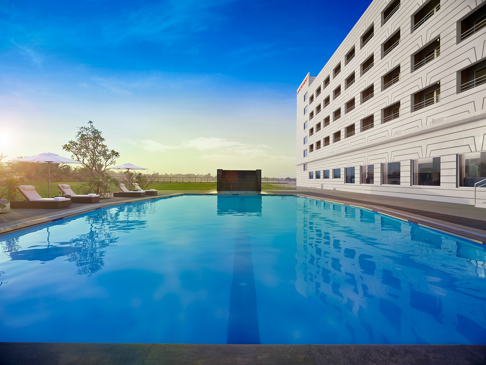THE GATEWAY HOTEL LAKESIDE HUBLI-9