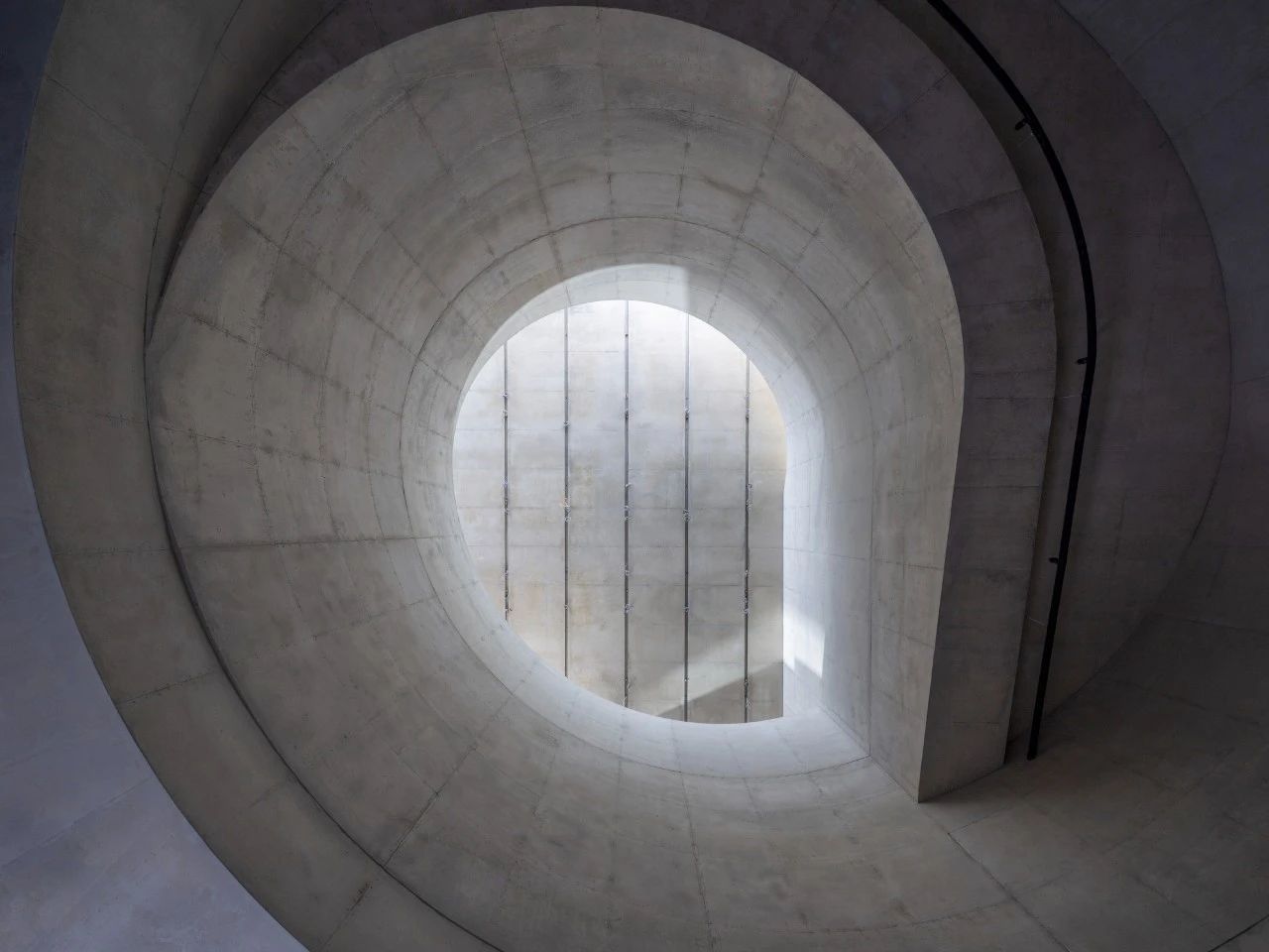 赫尔佐格与德梅隆 建筑是时代的镜子_20240329-48