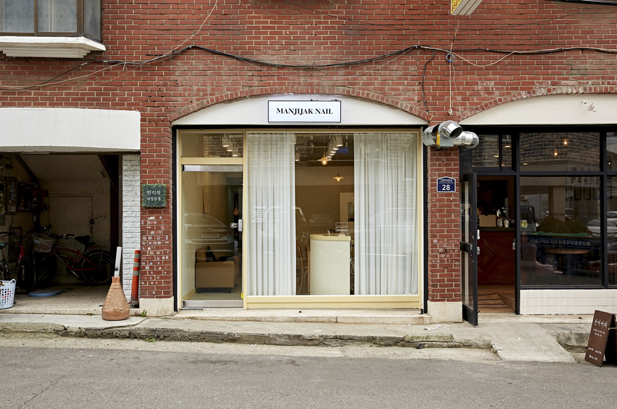 10 坪温馨北欧风小店，低成本打造简洁纯净空间-2