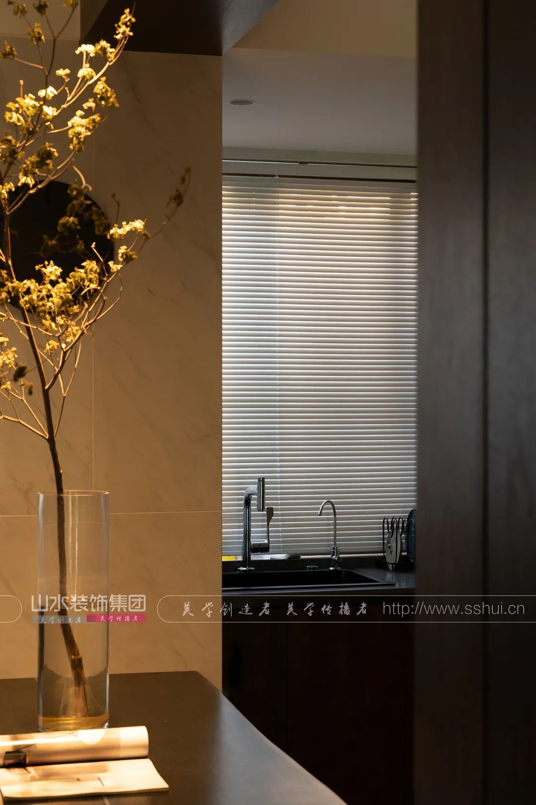 绿意盎然,现代生活与自然的完美融合丨张章-36