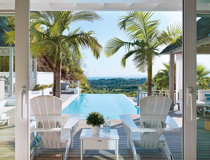 棕榈环绕的西班牙异域风情木屋-1