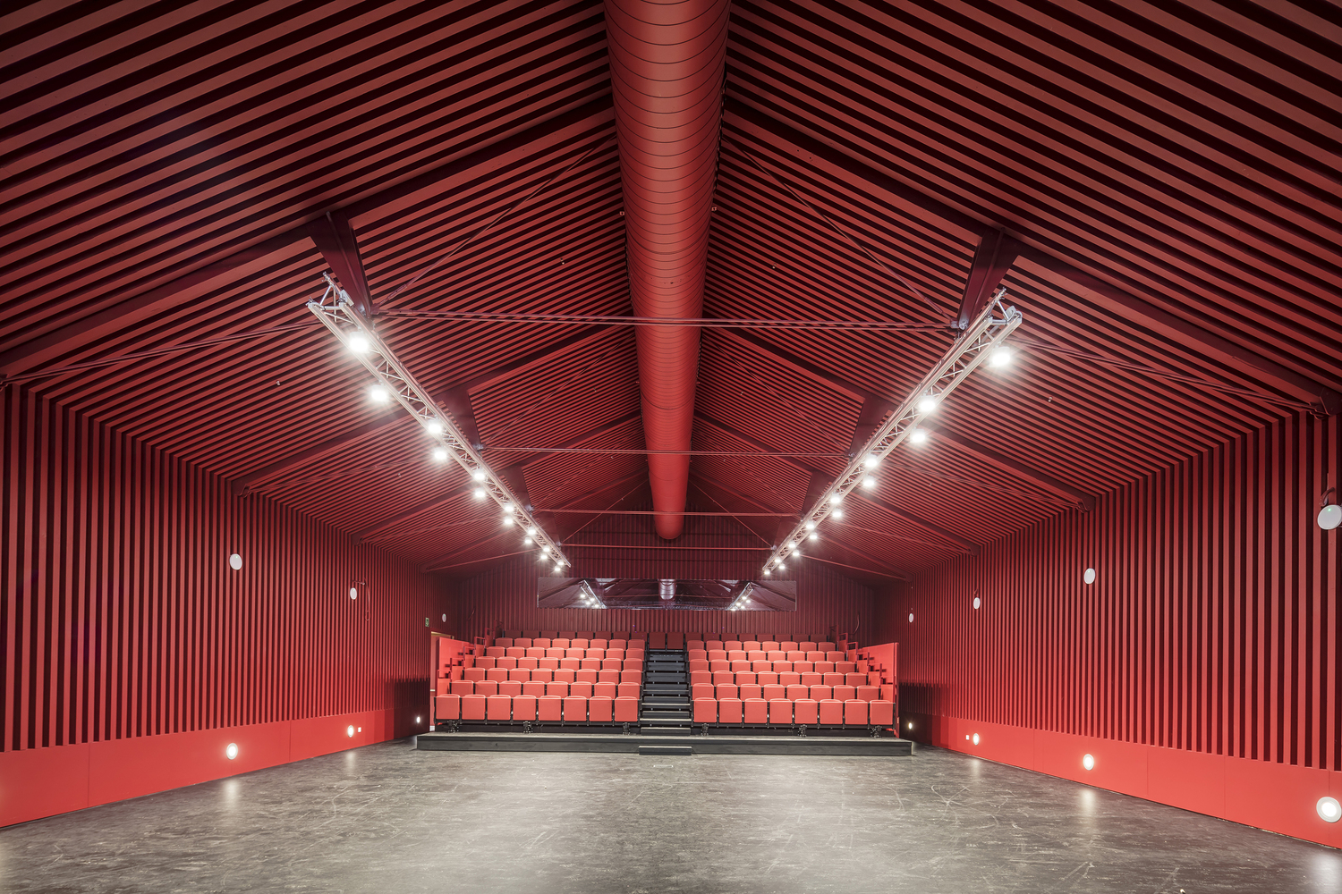 埃马夫·坎巴特略-25