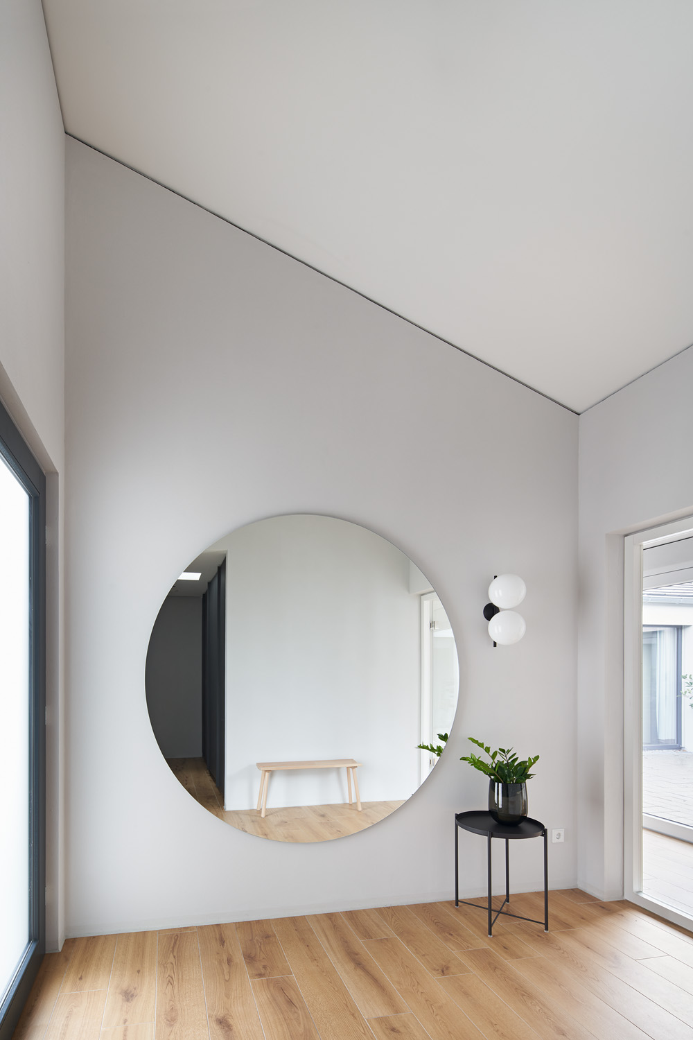 带开放式布局的独栋住宅  buerohauser-14