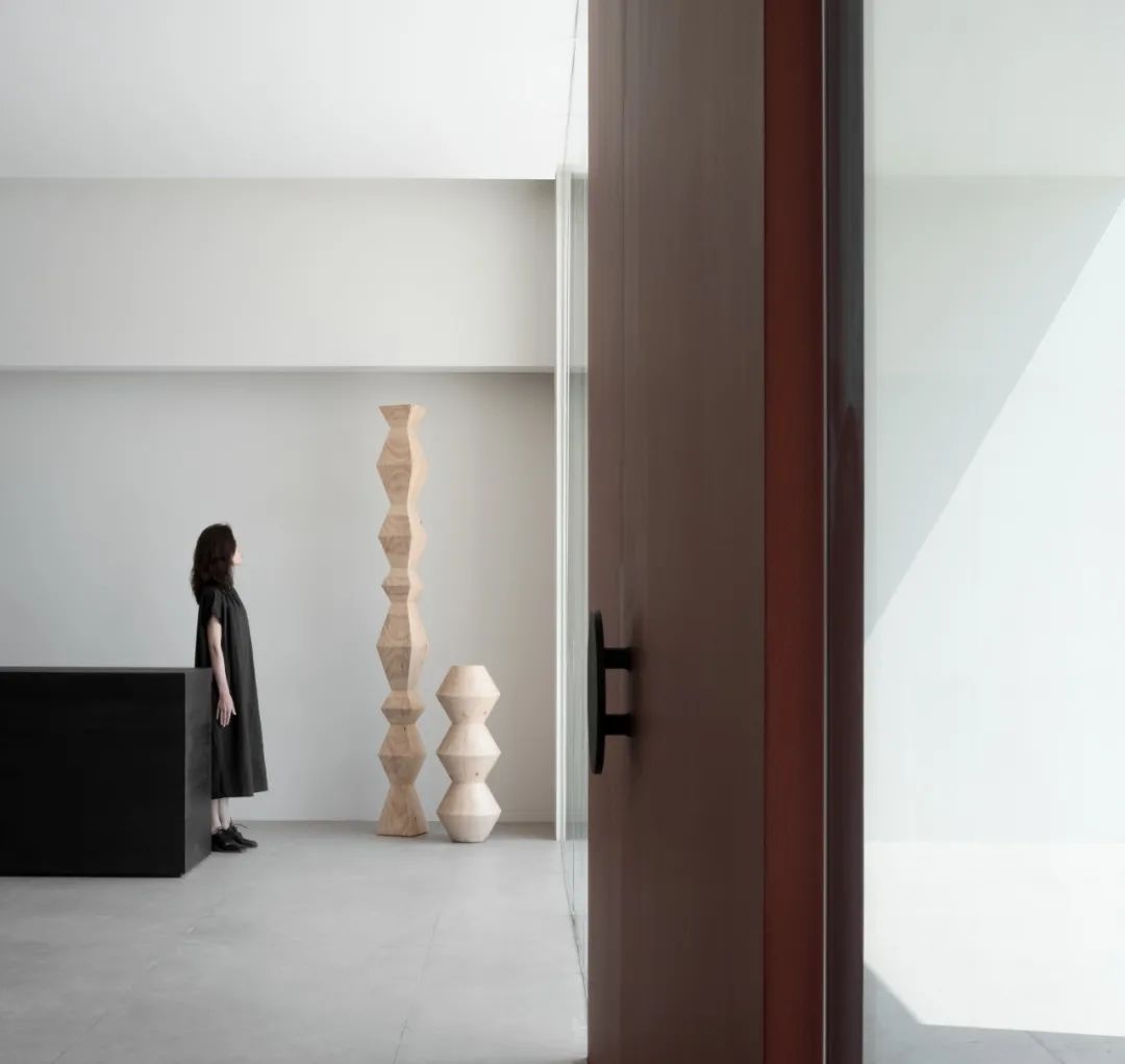 《无色解构》丨中国广东丨ZHANS·正向共合-23