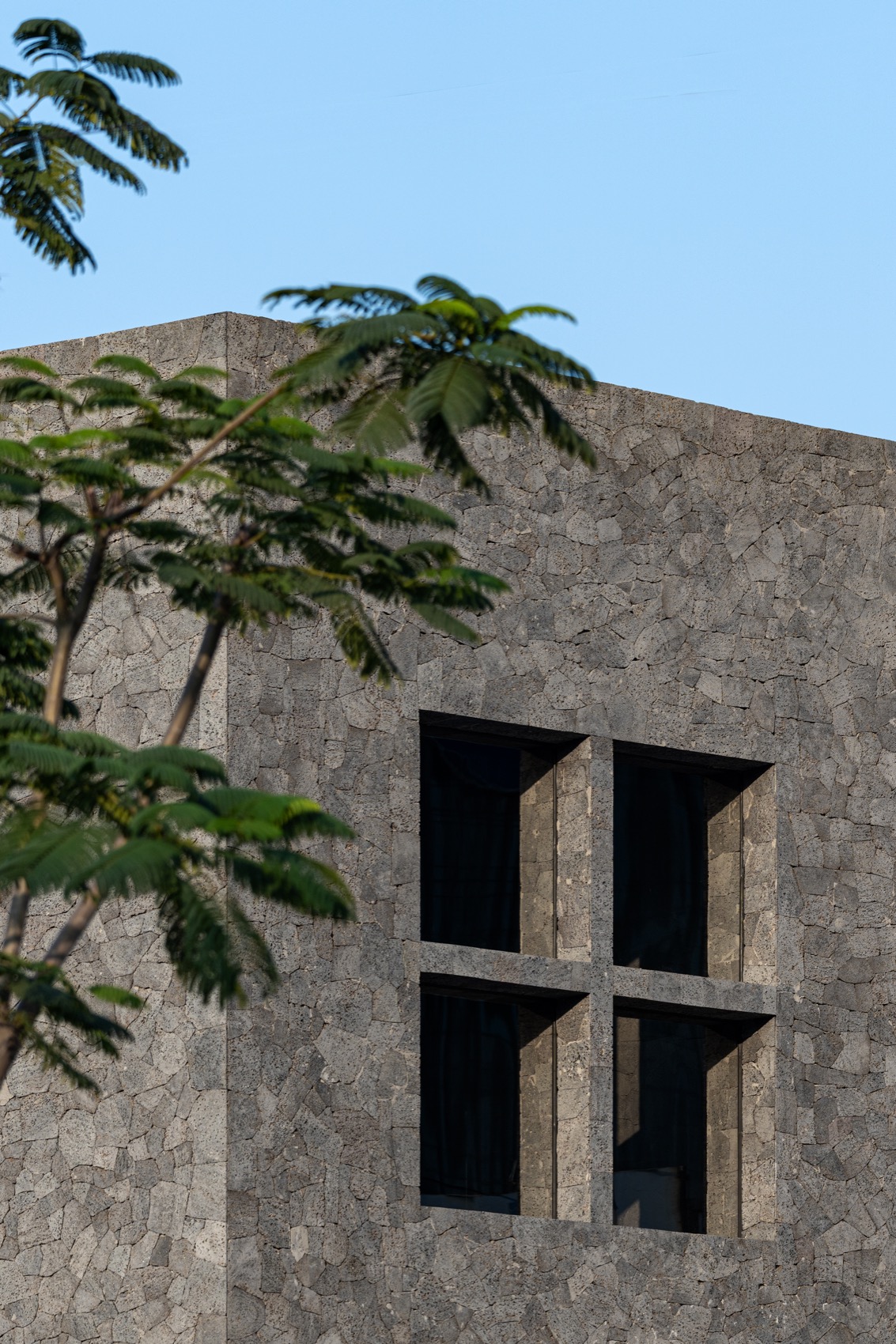 田间之上 中国湘菜馆丨中国广州丨黑白木设计-90