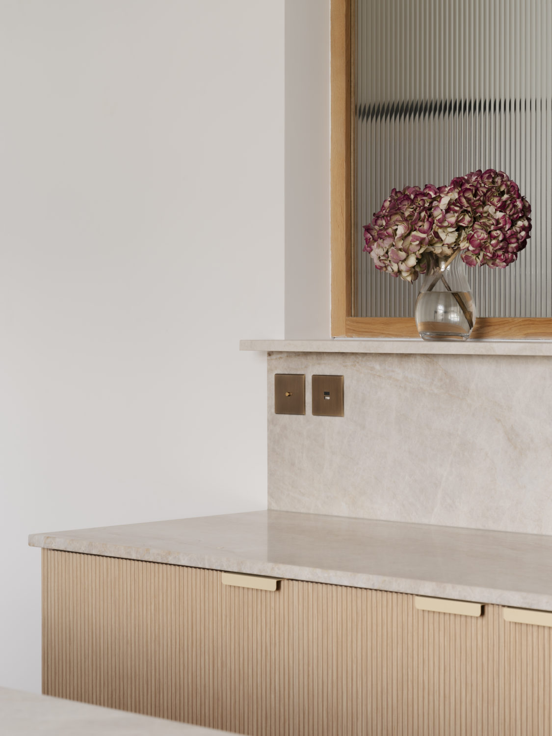 Luxe, calme et volupté 300m², Victor Hugo…Comment créer un havre de paix en plein Paris – Bän Architecture-13